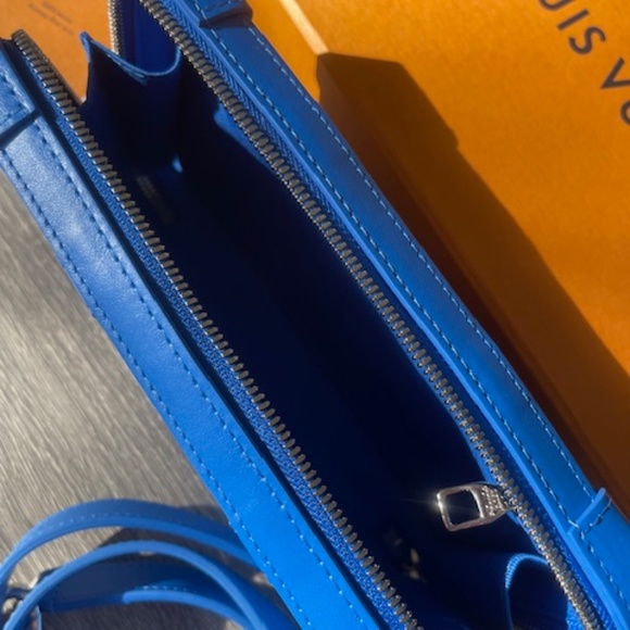 LOUIS VUITTON Monogram Clouds Soft Trunk Wallet Shoulder Bag - Picture 6 of 11